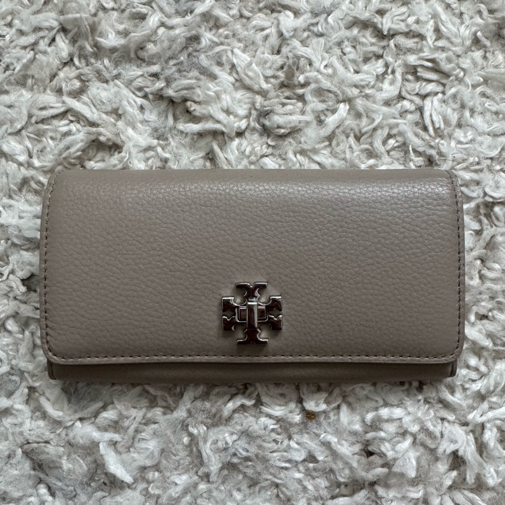 Tory Burch Gray Leather Turnlock Wallet